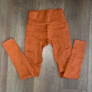 Alphalete legging, size small